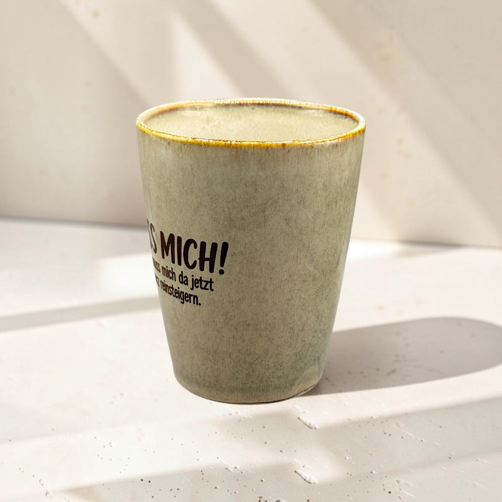 Lustige Tasse mit Gravur „LASS MICH!“ | 220 ml