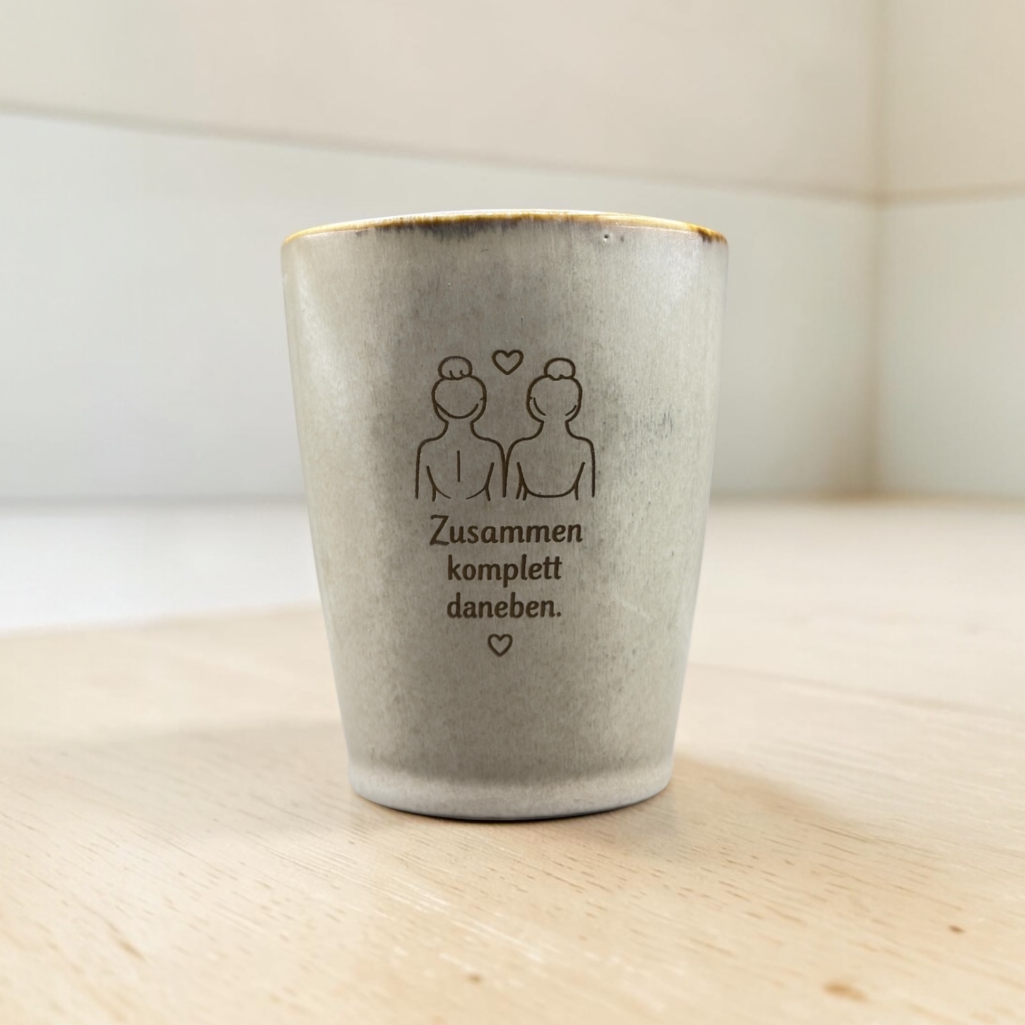 Tasse mit Gravur – Zusammen komplett daneben | 220 ml | Geschenk beste Freundin