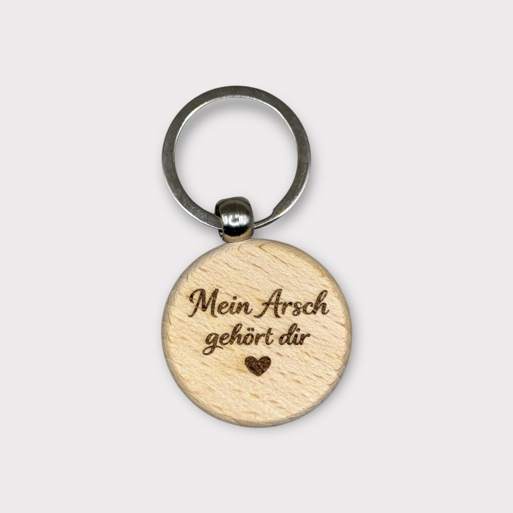 Schlüsselanhänger aus Holz mit Spruch – Liebesgeschenk für Paare mit Humor