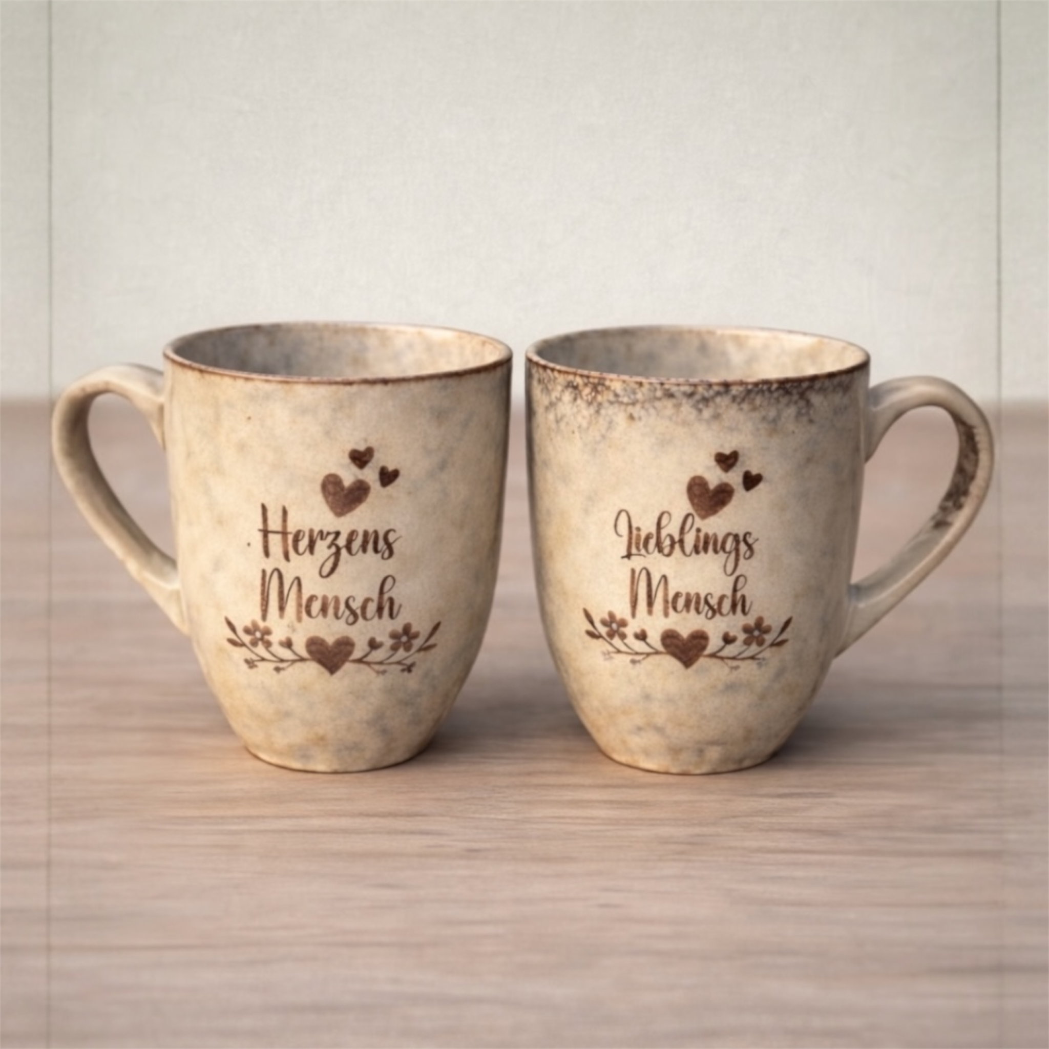 Keramiktasse mit Gravur – Lieblingsmensch & Herzensmensch – Geschenk für besondere Menschen