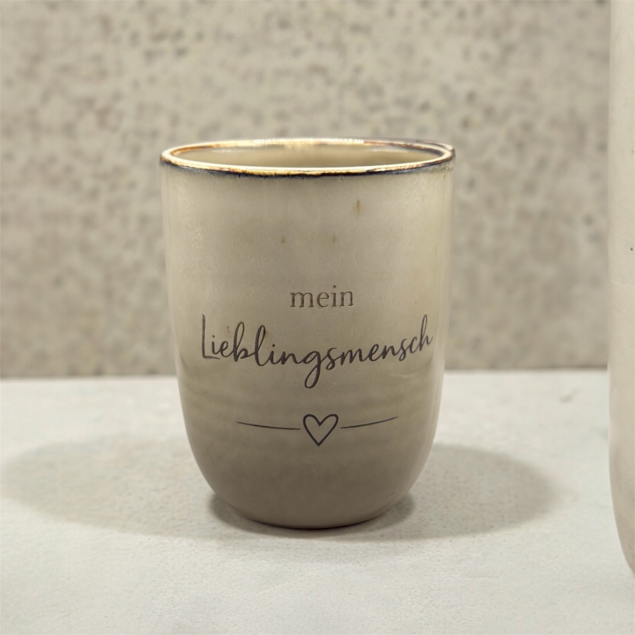 Keramiktasse mit Gravur – Lieblingsmensch & Freundschaft – Geschenk für besondere Menschen